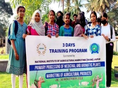 Trainees at a 3-day NIAM agricultural marketing training